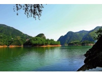 天更蓝 水更清