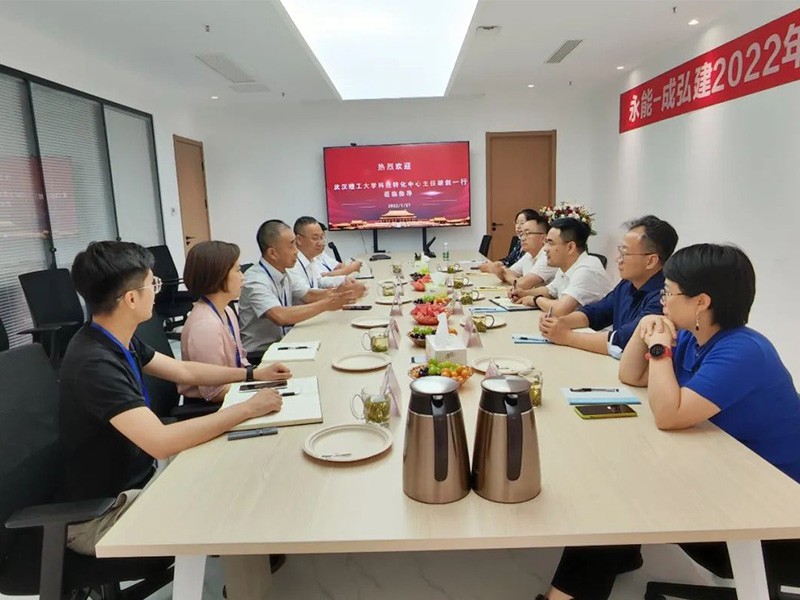 深化产学研融合I武汉理工大学科技转化中心主任胡剑一行来我公司交流互动